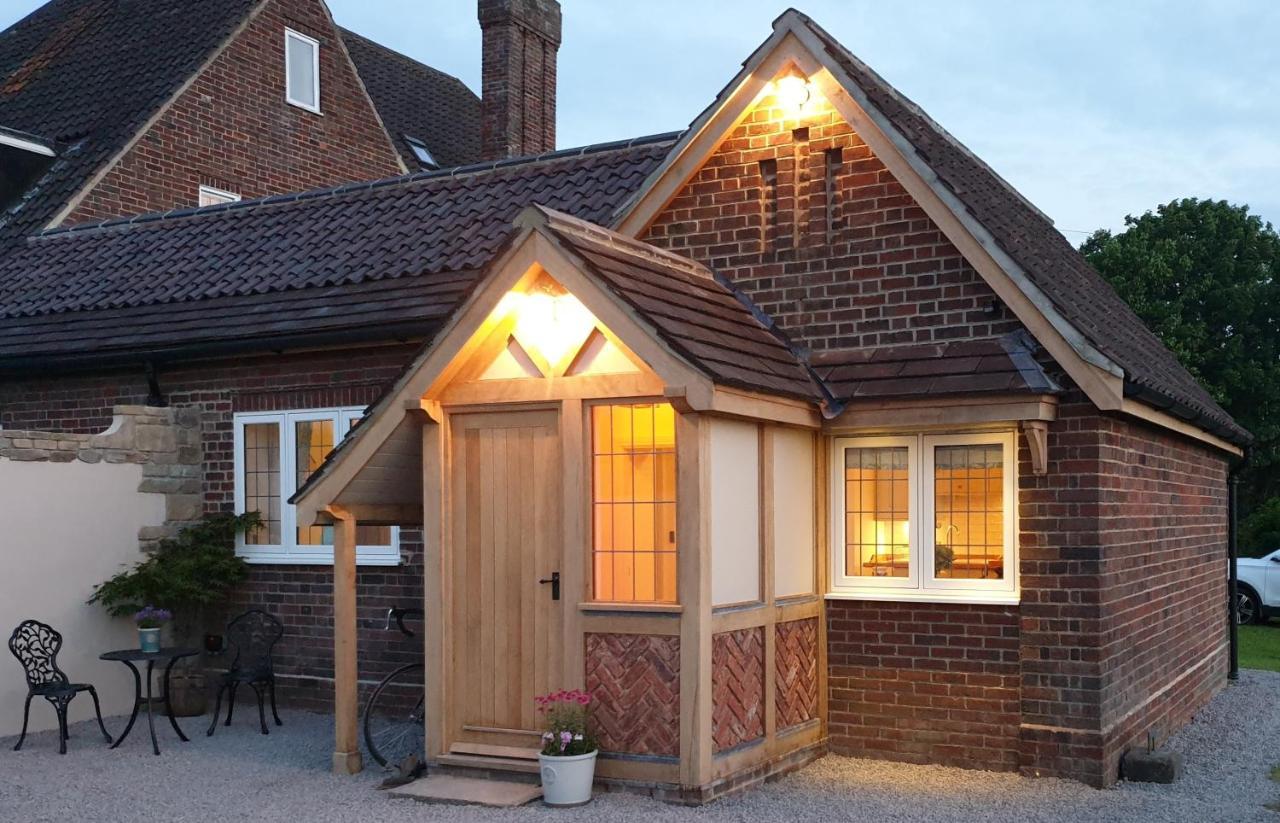 Exclusive Holiday Accommodation - Bancroft Cottage 비데일 외부 사진
